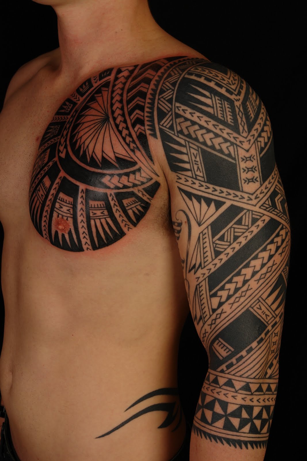 Who hashad the best samoan tattoos in wwe  rWWE